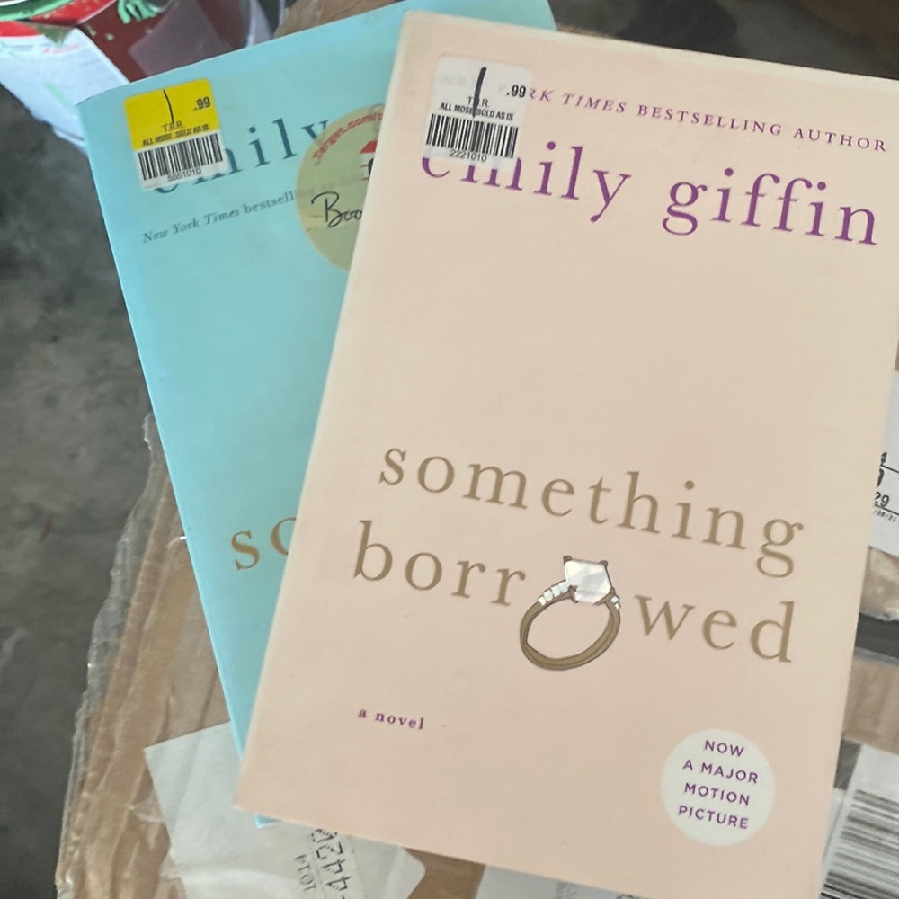 Emily Giffin “ something Borrowed 💍 and Something Blue “ Books